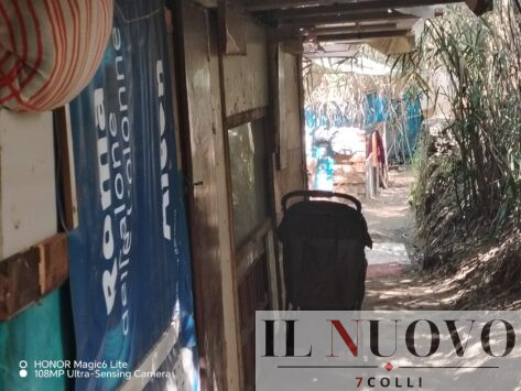 accampamento abusivo zona Marconi