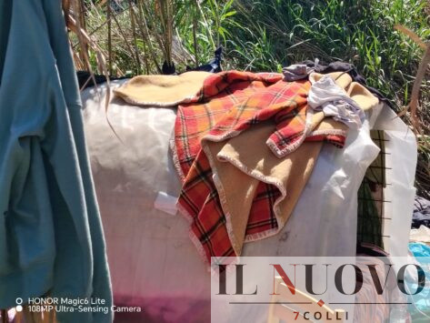 Baraccopoli zona Marconi (vicino Tiberis)