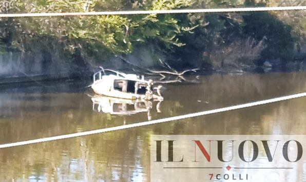 barche affondate canale dei pescatori 