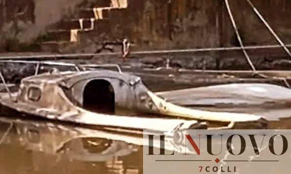 barche affondate canale dei pescatori 