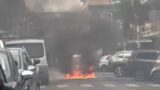 Pomezia, a fuoco l’auto del padre del sindaco Veronica Felici (VIDEO)