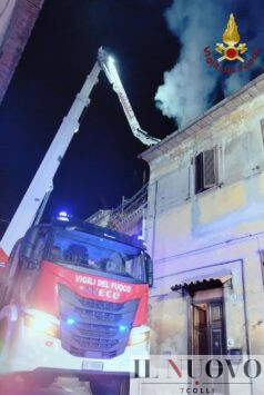 incendio vigili del fuoco Riano Flaminio