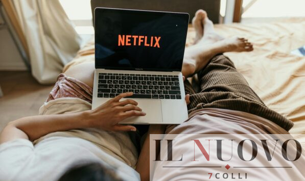 Netflix, illegittimi gli aumenti dal 2017 al 2024: ecco come chiedere fino a 500 euro di rimborsi