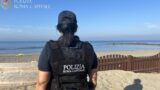 Ostia, blitz sul lungomare Toscanelli: via tende e giacigli dalla spiaggia