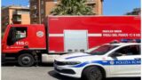 Roma, si apre un’altra voragine: chiusa via dei Colli Portuensi, auto ci cade dentro