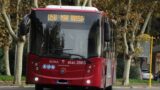 Ostia, “Sco** con me, poi fammi un bocc**”: molesta una 14enne sul bus e le offre soldi e cocaina