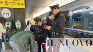 Roma, furti a raffica in centro, sgominata la ‘banda delle forbicette’: tre arresti