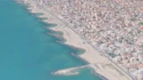Fiumicino, via libera a una nuova strada pubblica che ospiterà 9 ville trifamiliari vista mare: ecco dove
