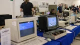 Vintage Computer Festival Italia 2026 a Nettuno: due giorni gratis tra pc d’epoca, hacker e Olivetti