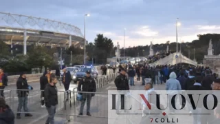 Derby Roma-Lazio, caos sull’orario: la Prefettura sposta la partita ma la Lega Calcio prepara il ricorso