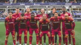 La Roma manda in frantumi il Parma al fotofinish, notte da Champions al Tardini