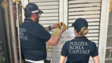 Roma, sigilli alla maxi discoteca abusiva: dentro anche un ristorante in condizioni choc