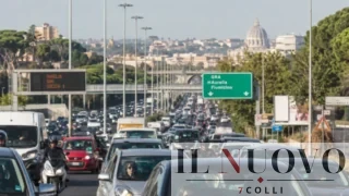 Ponte del 2 Giugno, Roma diventa una trappola: ecco come evitare le code tra Gra, Aurelia, Giro d’Italia e parata