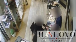 Rapina ai Parioli da 900 mila euro, sgominata banda delle gioiellerie: 70 orologi rubati e colpi armati in tutta Roma, 7 arresti (VIDEO)