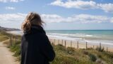 Torvaianica, “Zoccola, ti ammazzo e ti metto sotto le dune”: non lo aiuta a ottenere il permesso di soggiorno, 55enne perseguitata dall’ex marito