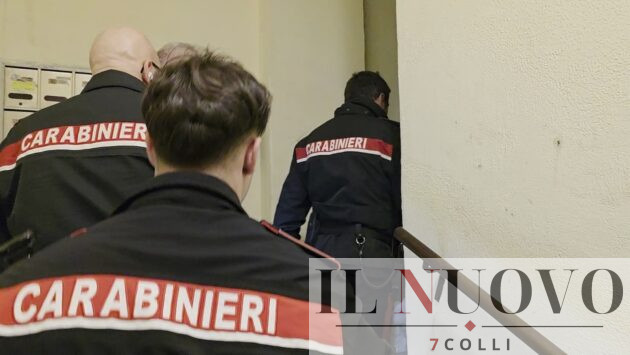 Perquisizioni carabinieri