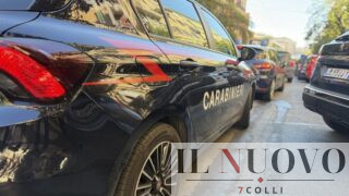 Roma, cerca di lanciarsi dal cavalcavia sulla Circonvallazione Nomentana: 28enne salvato appena in tempo