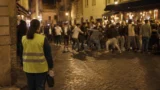 Roma ingaggia 150 tutor contro la malamovida, ma a Parigi e Londra gli ‘agenti civili’ hanno fatto flop. I nodi costi e poteri