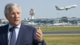Aeroporto di Fiumicino, Tajani rilancia la quarta pista: “Roma può raddoppiare i passeggeri”
