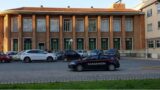 Latina, l’impiegato non gli blocca la carta: “E io blocco te: ti spezzo”, 51enne dà in escandescenze e danneggia l’ufficio postale