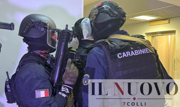 DROGA E PROSTITUZIONE - I Carabinieri