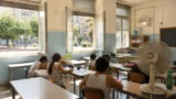 Scuole di Roma, FdI contro la Giunta Gualtieri: “Basta viaggi all’estero, nidi e aule sono in emergenza”