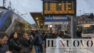 Pendolari e turisti avvisati: Roma spegne i treni di sera e accende i bus sostitutivi da e per Fiumicino