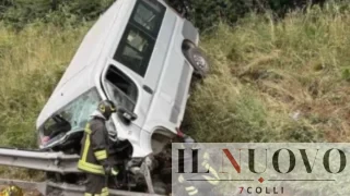 Roma, tragedia sull’A1 direzione Napoli: un morto e due feriti in codice rosso, autostrada bloccata