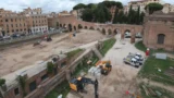 Roma, le nuovo archeo-stazioni della Metro C in centro sotto accusa, Italia Nostra: “Costose, invasive e fuori misura”