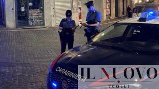 Tivoli, notte di follia in piazza Santa Croce: tre uomini massacrati dal branco