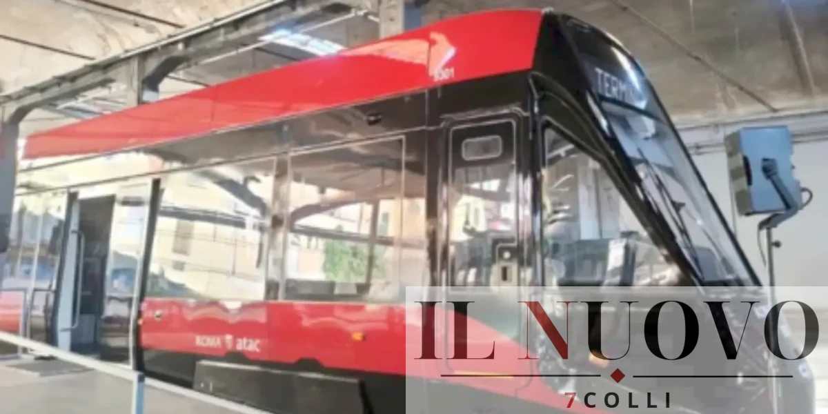 Roma, tram Urbos