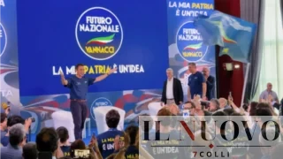 Bagno di folla per Vannacci all’Eur: Futuro Nazionale punta a Roma con un proprio candidato anti-Gualtieri (FOTO/VIDEO)