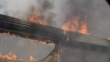 Roma, grosso incendio sul GRA: chiusa una carreggiata, traffico in tilt tra Laurentina e via del Mare