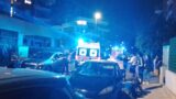 Roma, riempiono il terrazzo condominiale di rifiuti (anche tossici), poi li incendiano: paura a Casal Monastero (FOTO E VIDEO)