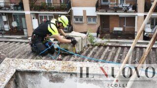 Maltempo a Roma, comignolo pericolante a Conca D’Oro: strada chiusa: strada chiusa e traffico in tilt