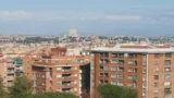 Emergenza casa a Roma, il centrodestra sfida Gualtieri in Campidoglio: “Piano casa al palo e caos Enasarco”