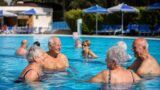 Piano Caldo Roma 2026, piscine gratis per gli over 70: ecco dove entrare senza pagare da Ostia a Talenti