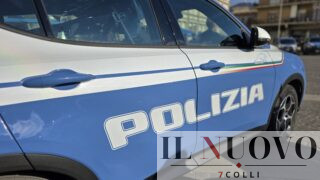 Guidonia, 12enne saltava la scuola per vivere con lo “zio” 37enne: in casa cocaina e file pedopornografici