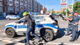 Roma, fermato senza casco sul monopattino: travolge un agente e scappa