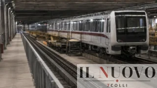 Metro B, il treno nuovo di Gualtieri resta fermo: la “Nuova era” promessa dall’assessore Patanè è ancora in fase di collaudo
