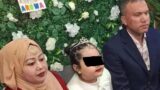 Triplice omicidio a Roma: padre, madre e bimba uccisi a colpi di mannaia, si cerca un 45enne, l’ipotesi delle molestie alla donna