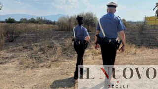 Entra in casa di un uomo per rapinarlo e lo massacra di botte: 65enne in fin di vita