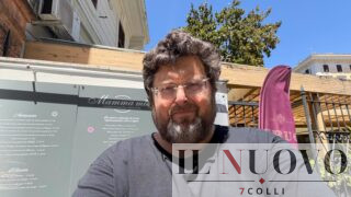 Il giornalista Mario Adinolfi ai domiciliari, arrestato il leader del Popolo della Famiglia: prometteva guadagni facili con le scommesse, sequestrati oltre 400mila euro