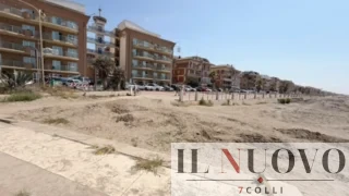Ostia, minacce e danneggiamenti alla ‘spiaggia dei cani’: Conforzi (FdI) attacca Municipio e Campidoglio