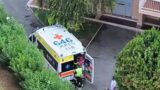 Pomezia, precipita dal quarto piano: 39enne in fin di vita