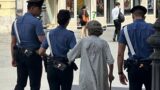 Ostia Antica, truffa anziana e sparisce per 2 anni: preso dopo 42 colpi da 300 mila euro (VIDEO)