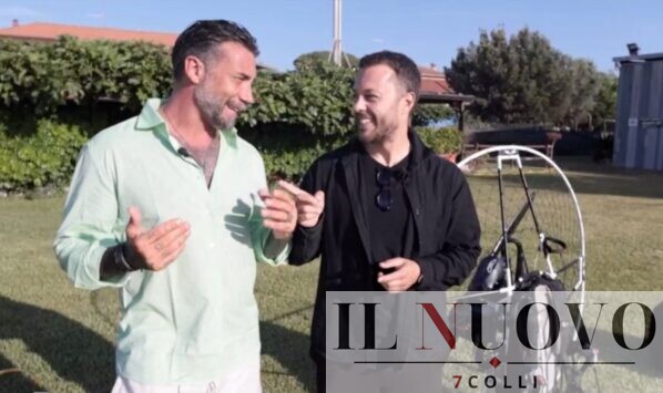 Italia A/R, il nuovo viaggio di Brumotti conquista Rai 1: tra bici, borghi e mare l’Italia diventa protagonista