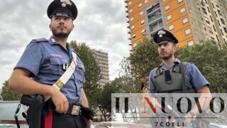 Roma, minaccia per mesi una madre e le sue figlie: “Datemi soldi e sigarette o vi uccido”