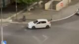 Roma, gare clandestine ogni notte a Centocelle: il via con un fischio, poi la folle corsa. “Aspettano il morto” (VIDEO)