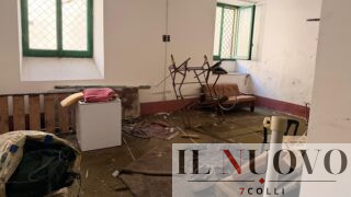 Ostia, Gualtieri inaugura, gli abusivi pure: riapre la moschea (irregolare), dentro degrado e accampamenti (FOTO E VIDEO)